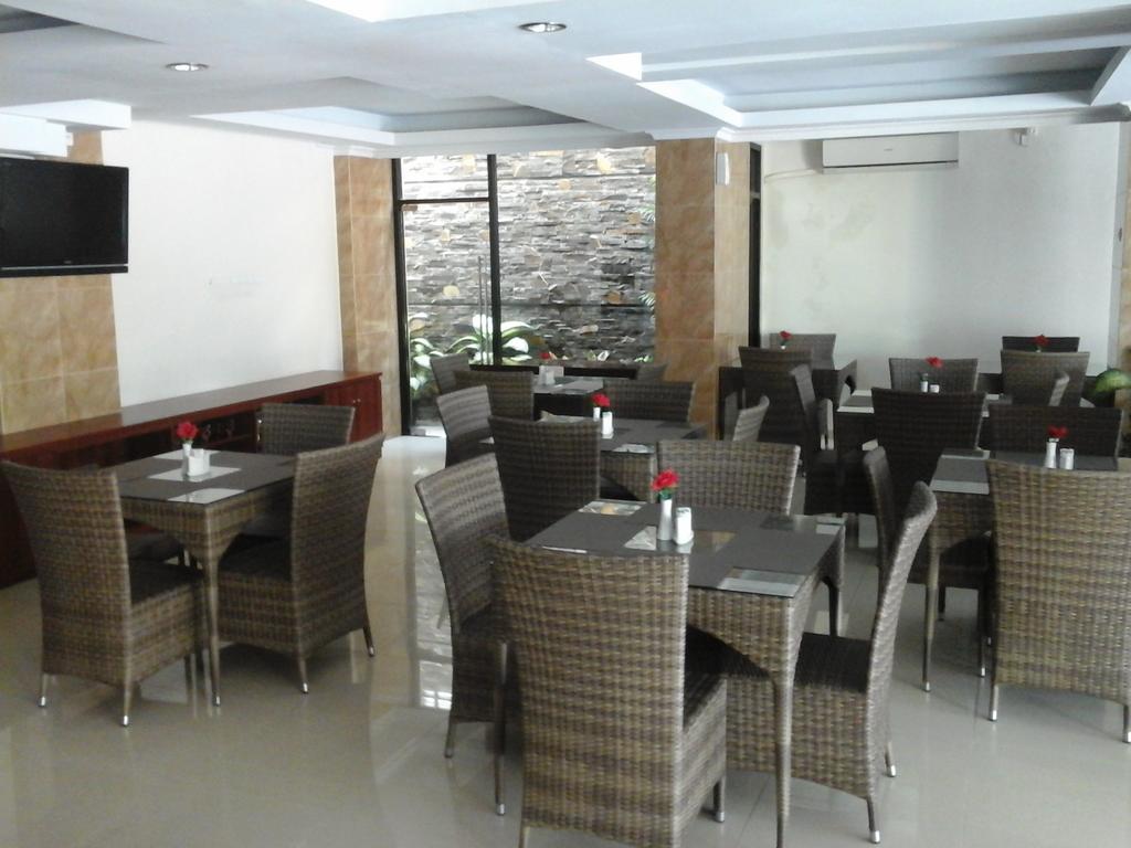 Maranatha Grand Hotel Jogjacarta Exterior foto